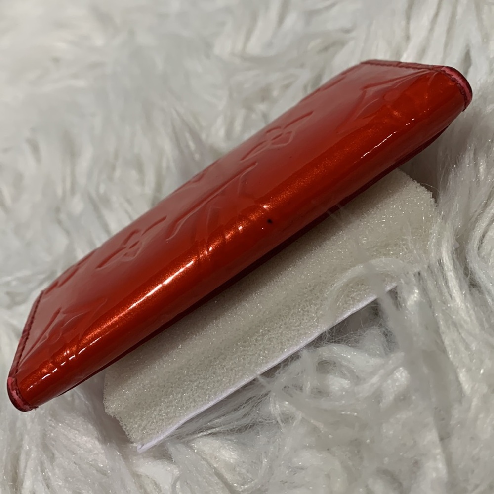 Louis Vuitton Cherry Red Patent Leather Key Holder - Picture 7 of 14